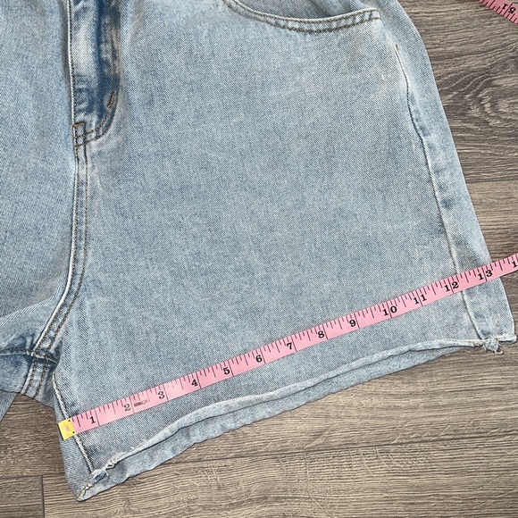 EUC Princess Polly Open Road Paper Bag Denim Short High Waisted Relaxed Leg US 8 - Picture 11 of 11